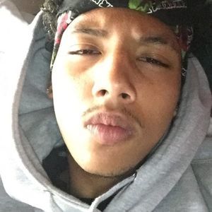 Meet your Posher, Troy